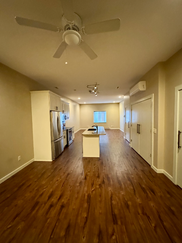 411 S Mcewan St #3 - Photo 3 of 13