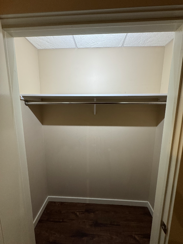 411 S Mcewan St #3 - Photo 6 of 13