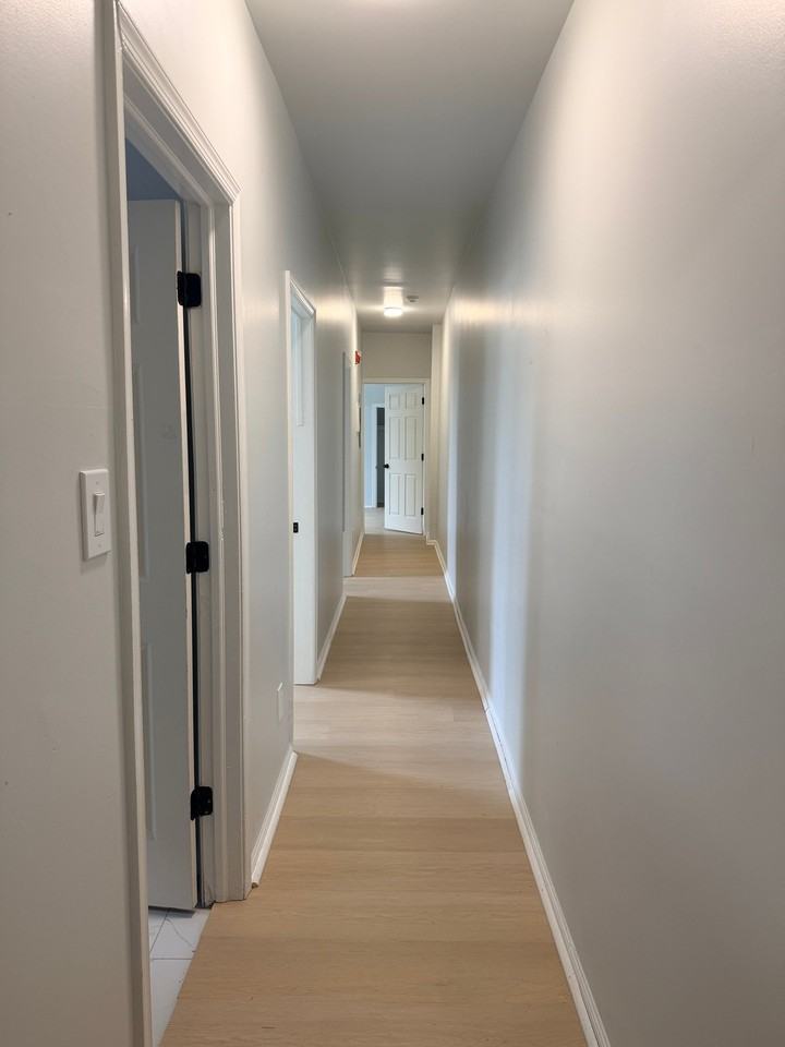 2126 N 16th St #1 - Photo 5 of 20