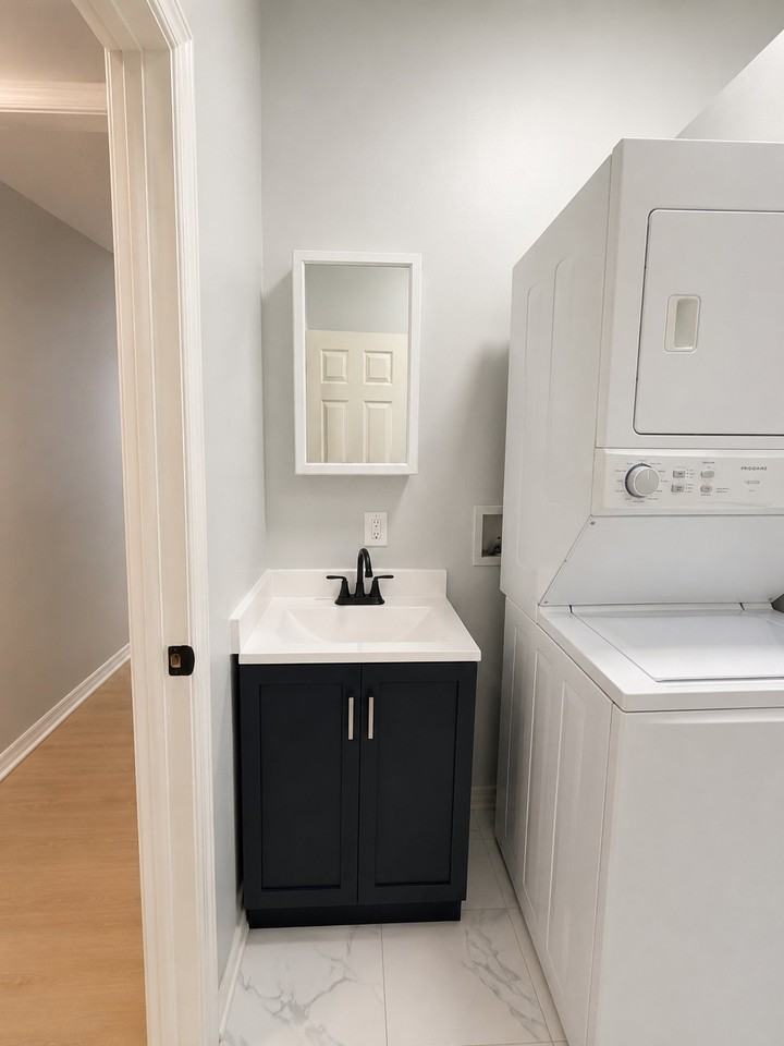 2126 N 16th St #1 - Photo 7 of 20