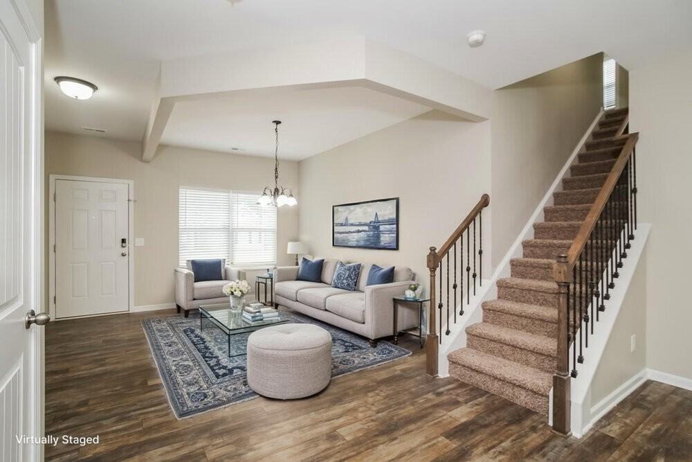 214 Arbor Dr - Photo 6 of 20