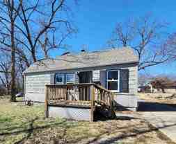 8004 Lydia Ave - Photo 1 of 1