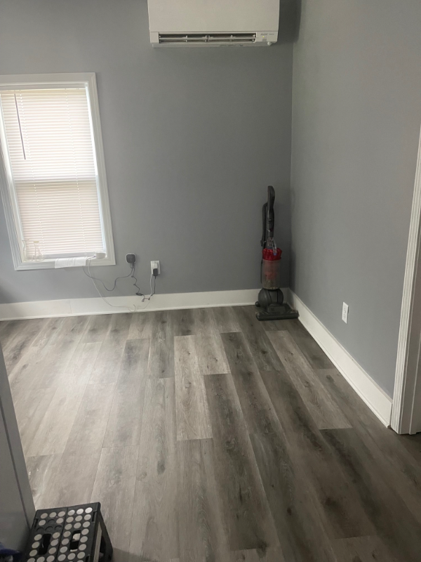 406 W Morrison St #B - Photo 7 of 10