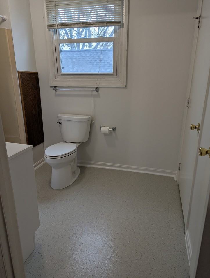 1742 E Elm St #2 - Photo 7 of 14