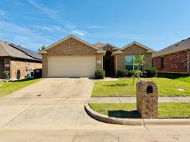 featured image of 1810 Carol Ln