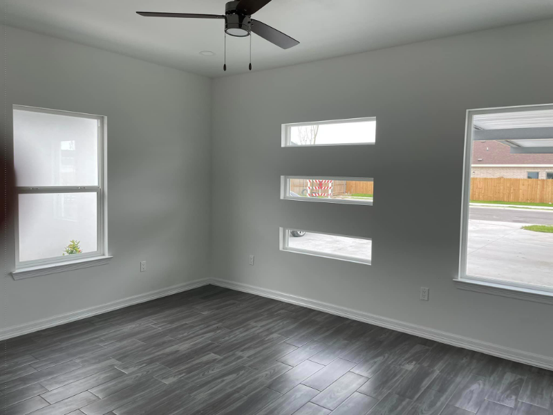 901 N Maryland St #1 - Photo 6 of 16