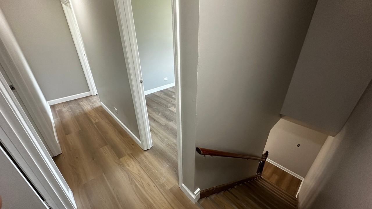 2199 London Dr - Photo 5 of 14
