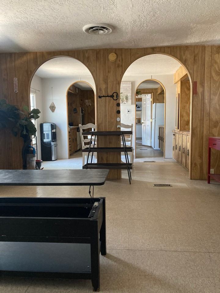 604 Fountain Ct Se - Photo 5 of 36