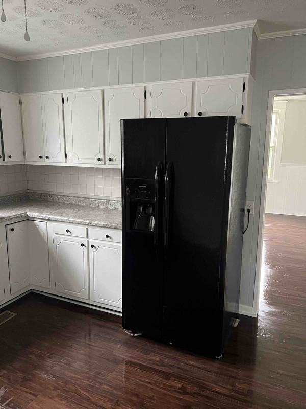 302 Mccoy St #3 - Photo 3 of 8
