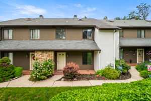 featured image of 132 Pinecrest Ln