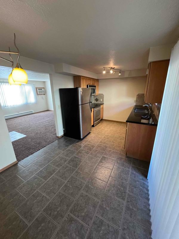2411 S Grand Blvd #B3 - Photo 4 of 7