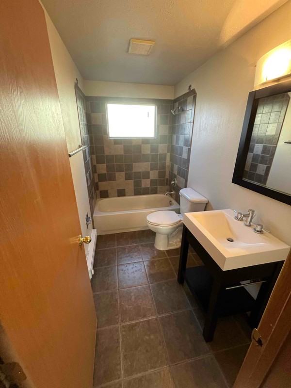 2411 S Grand Blvd #B3 - Photo 5 of 7