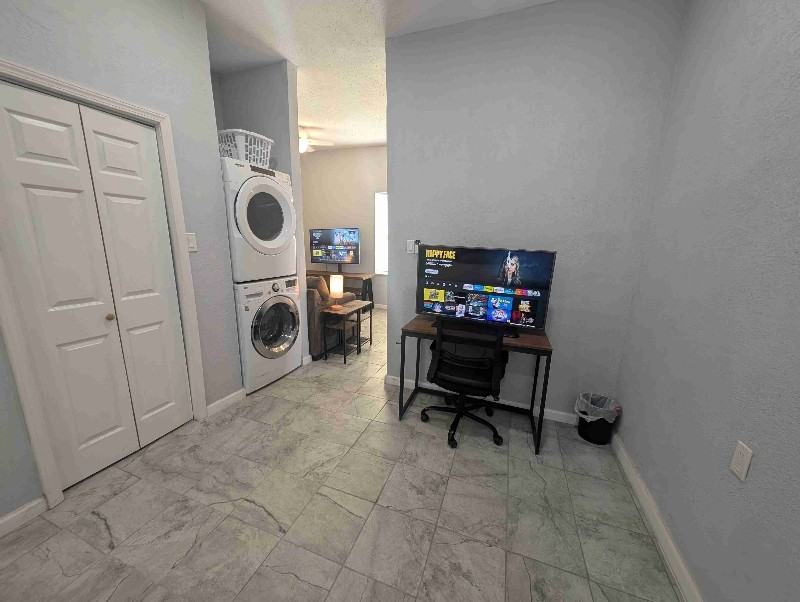 503 E 6th St - Photo 5 of 11