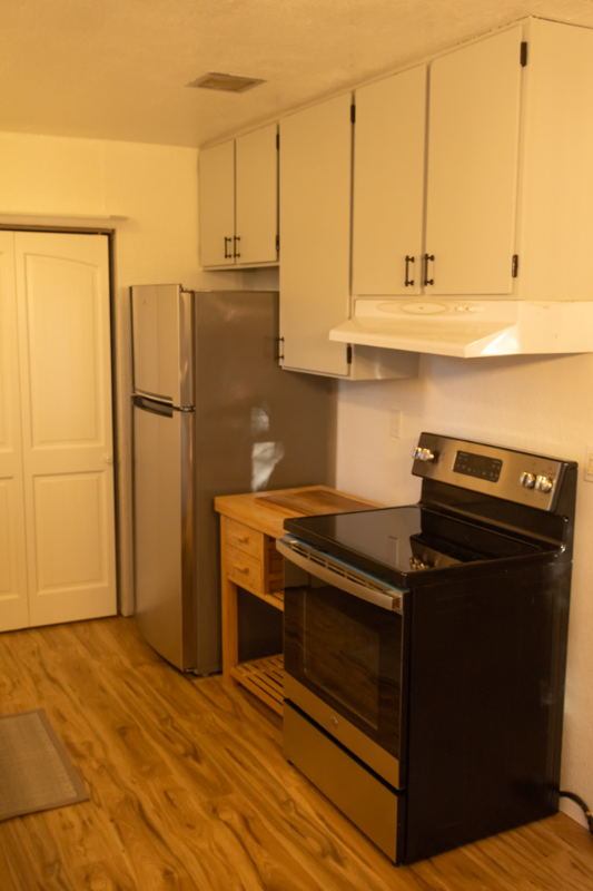 25084 Cobb Dr - Photo 4 of 12
