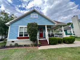featured image of 1461 Tattnall Pl