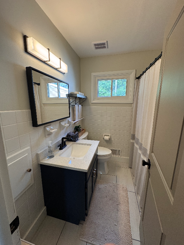 6929 Newton Ave S - Photo 6 of 12