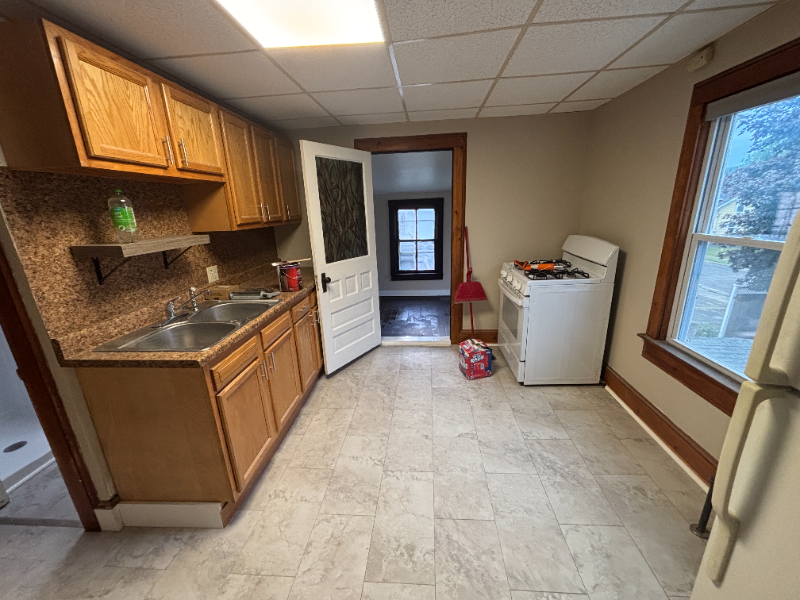 14 Camden St #2 - Photo 6 of 9