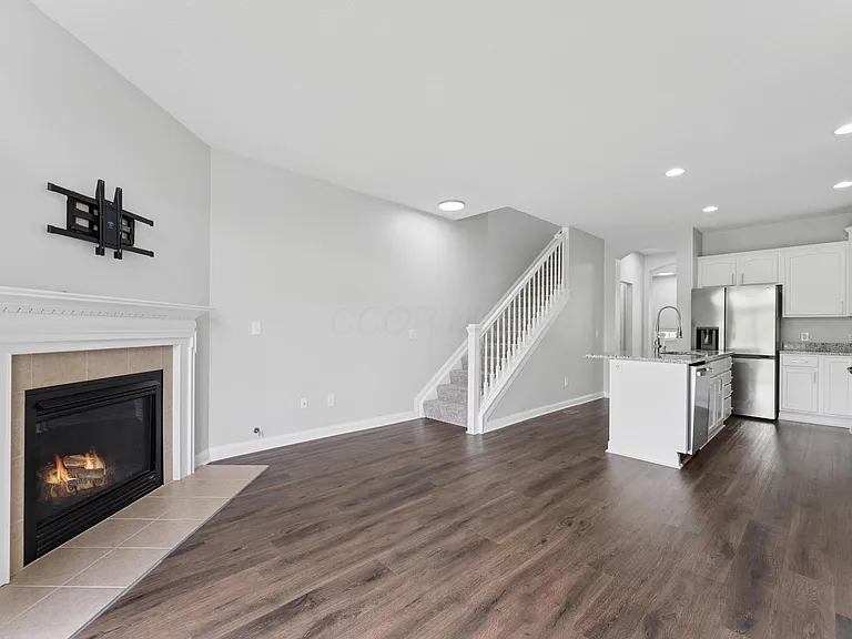 4136 Cambron Dr - Photo 4 of 6