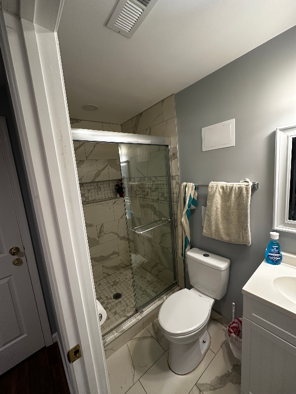 1301 Grant St - Photo 5 of 10