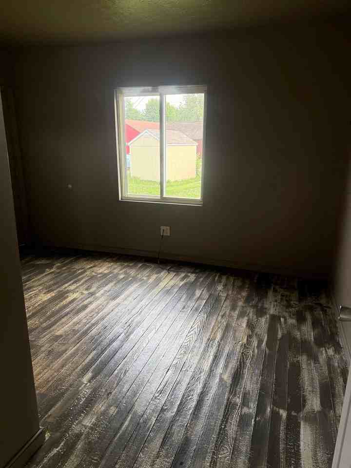 301 E State St #A - Photo 3 of 4