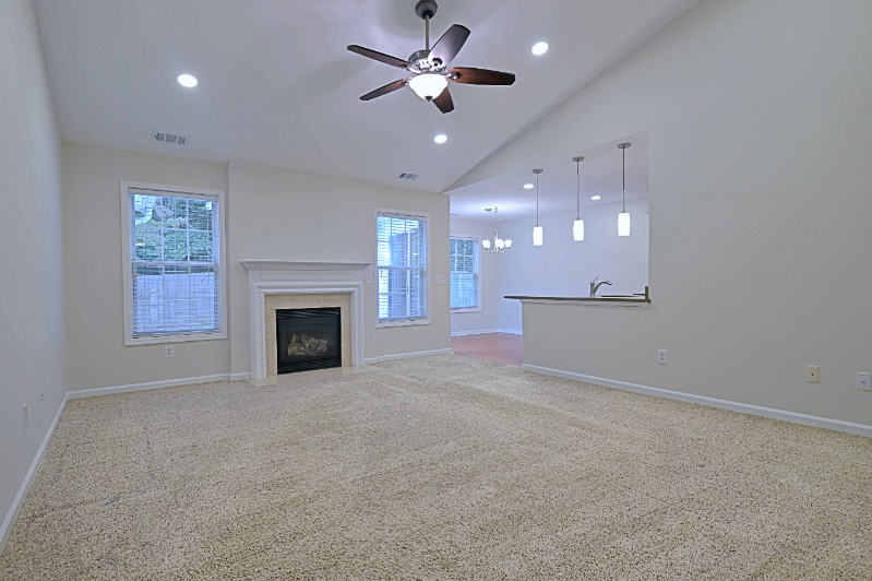 3198 Liberty Commons Dr Nw - Photo 2 of 13