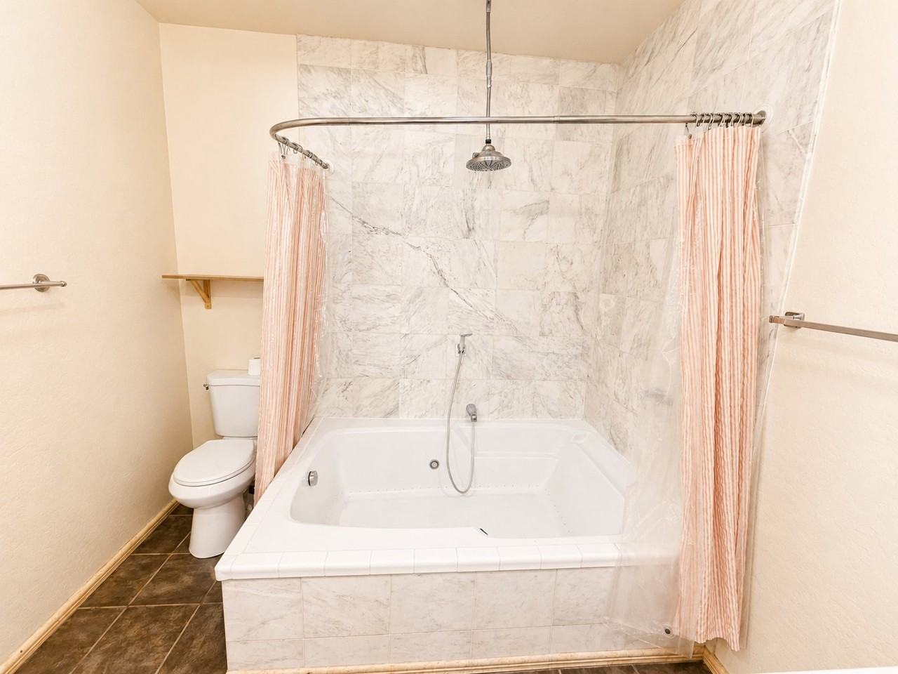 2301 Nolte Dr - Photo 7 of 13