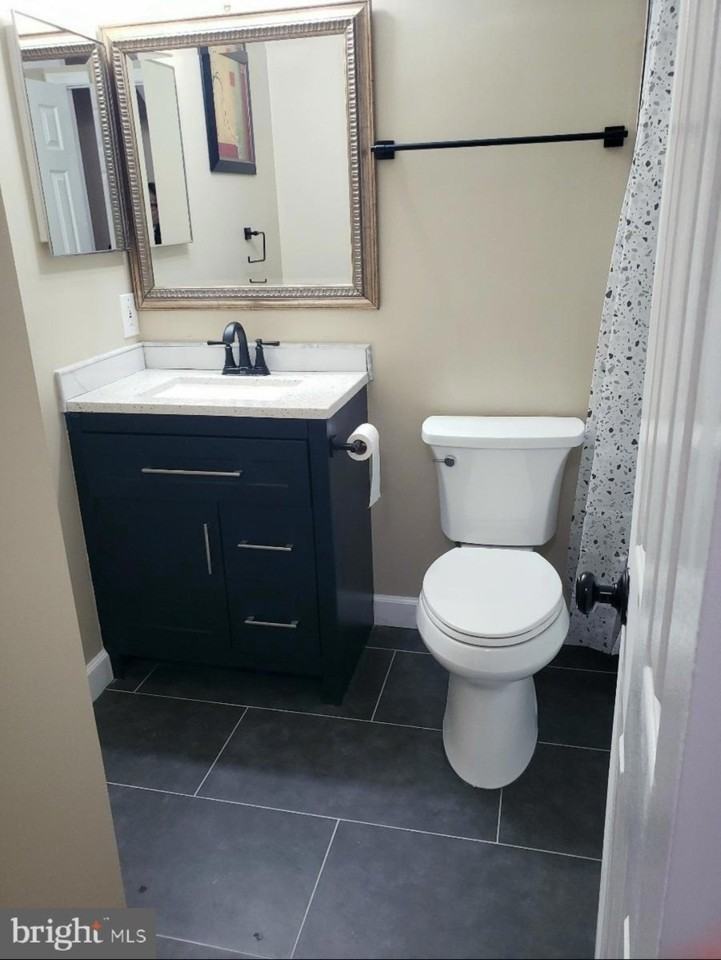 3001 Colonial Springs Ct - Photo 5 of 11