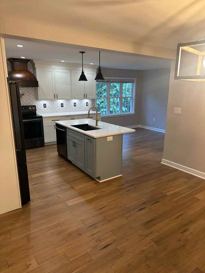 15731 Pypers Pointe Dr - Photo 3 of 21