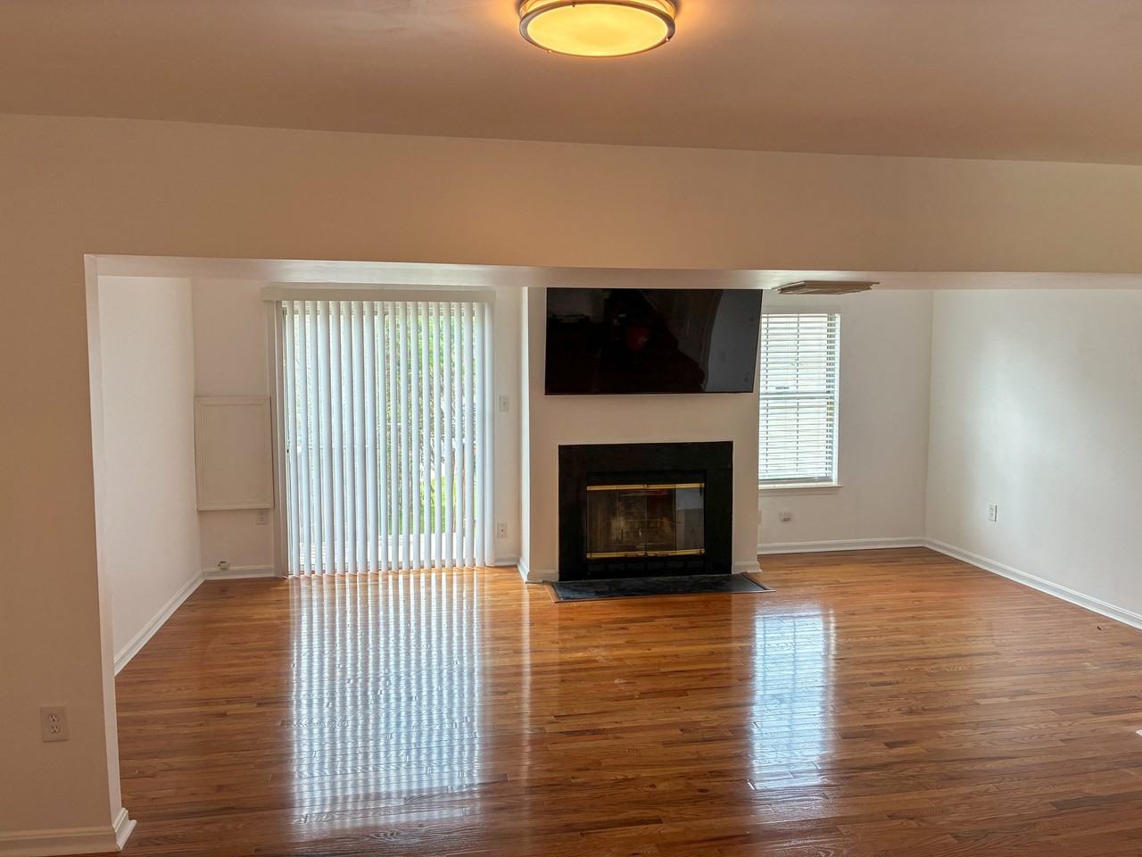 519 Red Coat Pl #4 - Photo 7 of 13