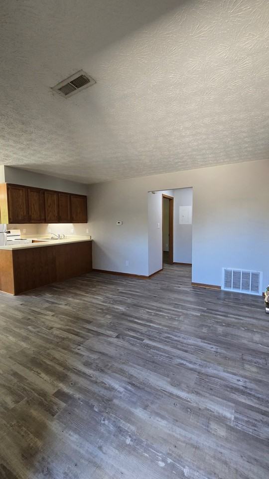 2950 Auburn Rd #G1 - Photo 2 of 8