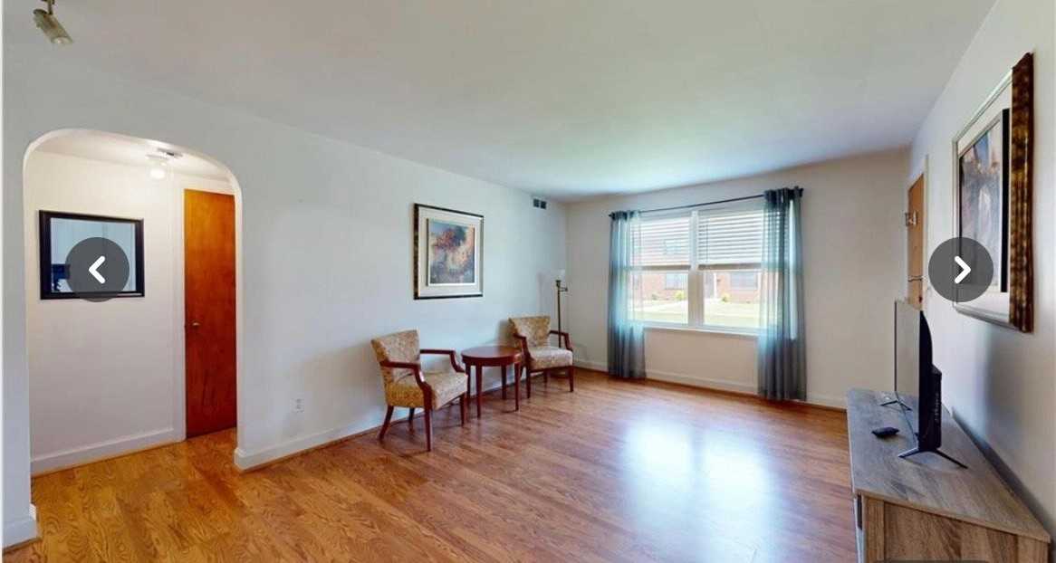 3901 Main St #5D - Photo 2 of 8
