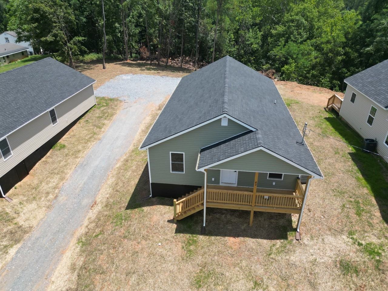 42 Hollins Mill Rd - Photo 2 of 23