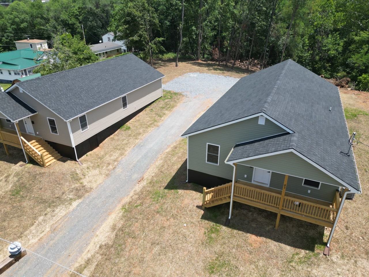 42 Hollins Mill Rd - Photo 3 of 23