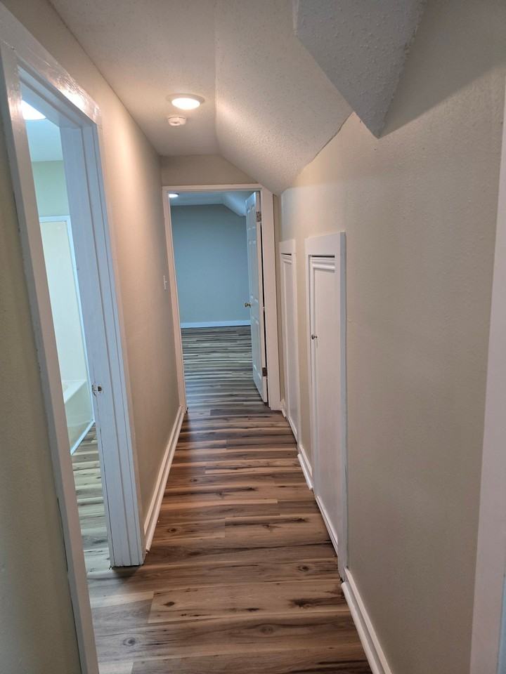 614 Fairview Ave #3 - Photo 3 of 6