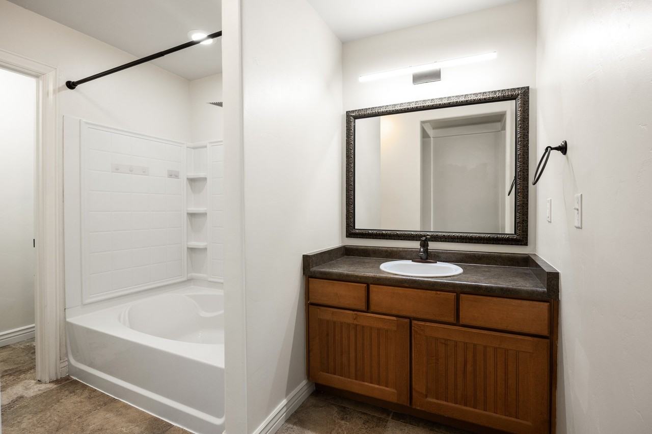 10651 S Oquirrh Lake Rd - Photo 7 of 18