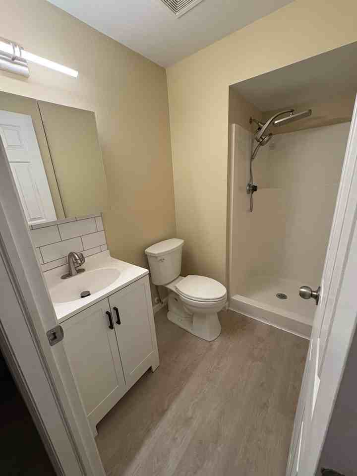 4663 Sw A2 - Photo 2 of 4