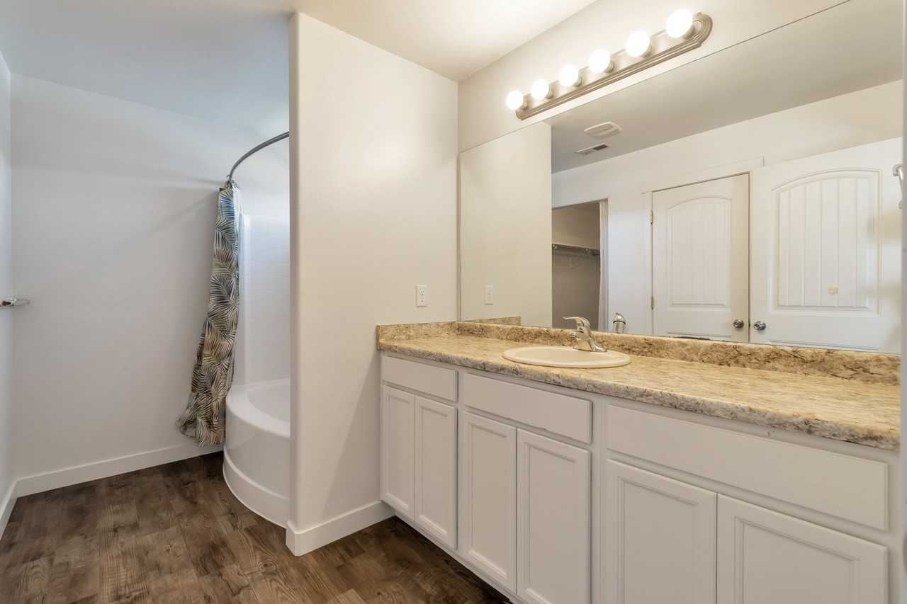 12212 S Pixie Dr - Photo 4 of 13