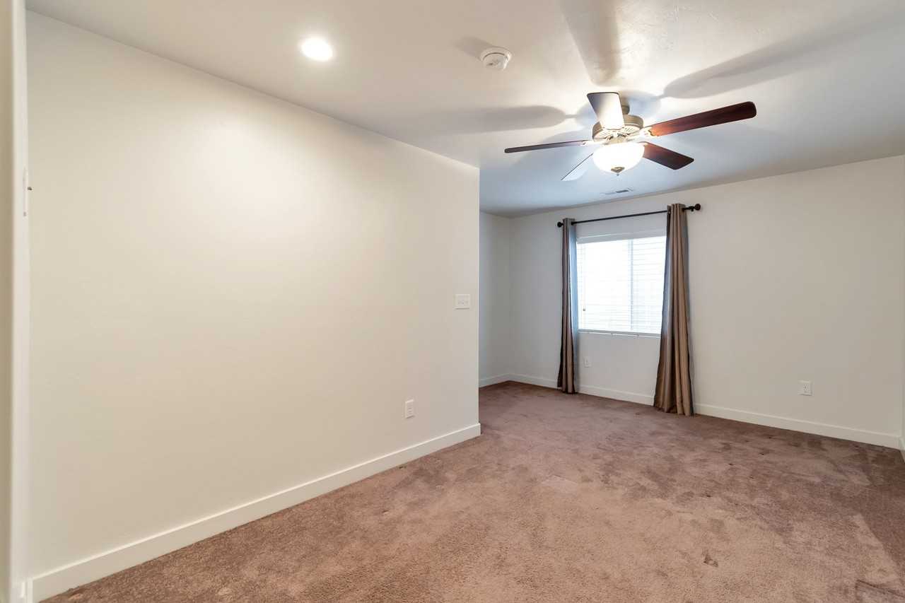 12212 S Pixie Dr - Photo 6 of 13