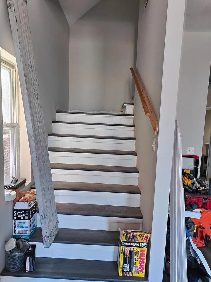1262 S Fairfield Ave #2ndFL - Photo 2 of 6