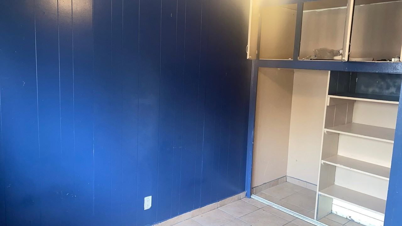 2583 Roseview Pl - Photo 2 of 4