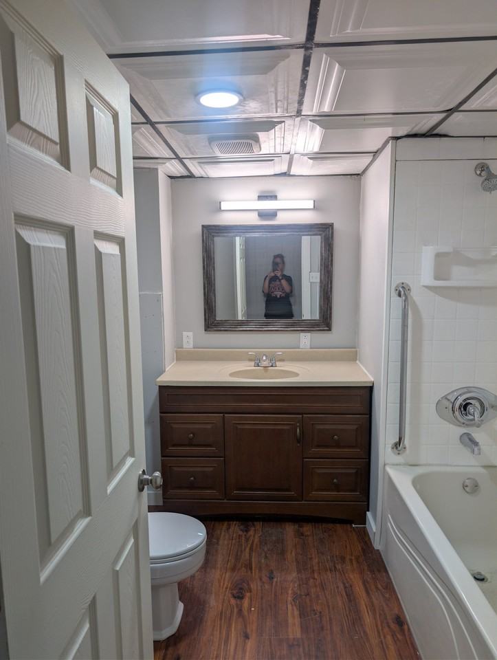 272 Park Ave #B - Photo 4 of 17