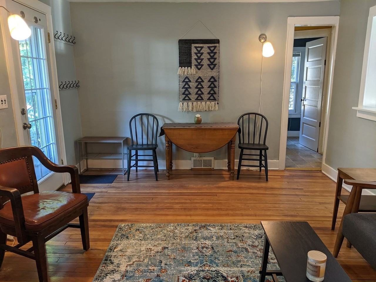 854 Terry Pl - Photo 3 of 10