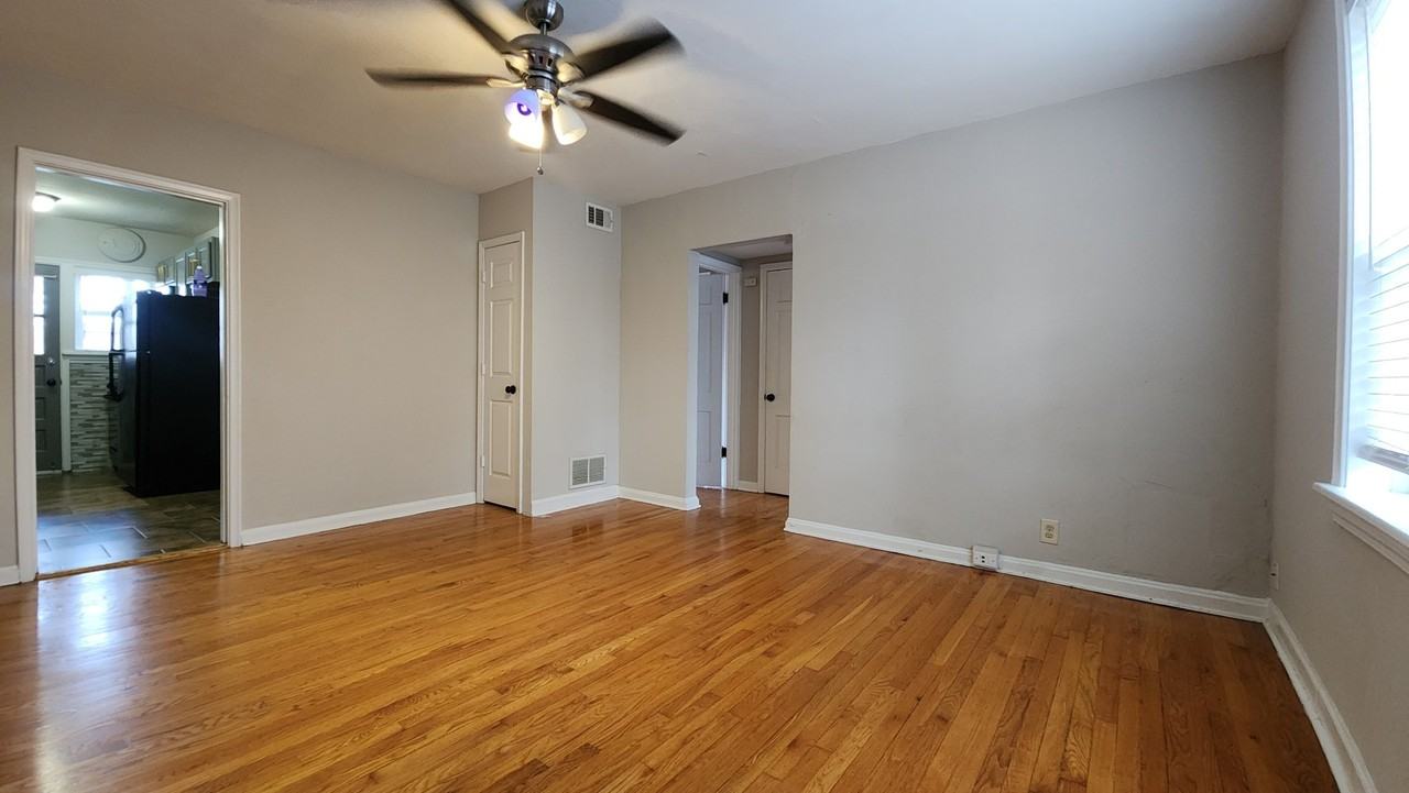 7876 Big Bend Blvd #2ndFL - Photo 3 of 8