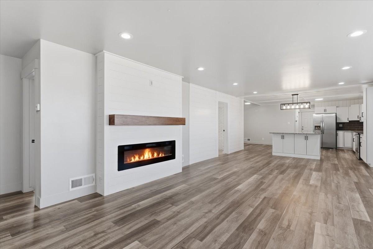 5564 Sw - Photo 4 of 20