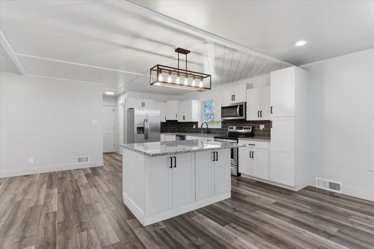 5564 Sw - Photo 6 of 20