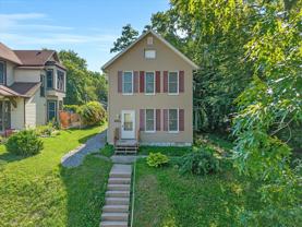 1215 Farnam St - Photo 1 of 1
