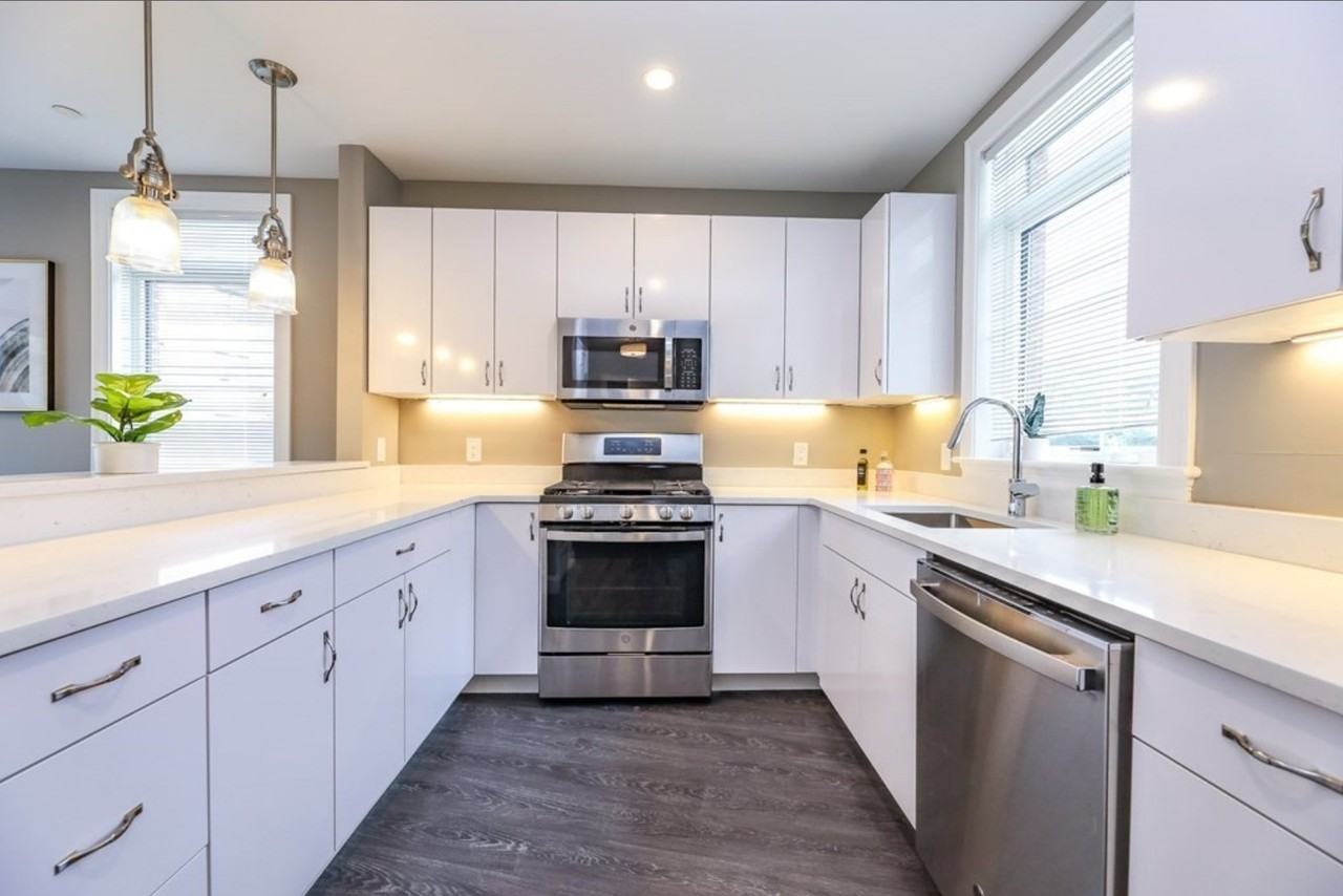4945 Washington St #411 - Photo 6 of 12