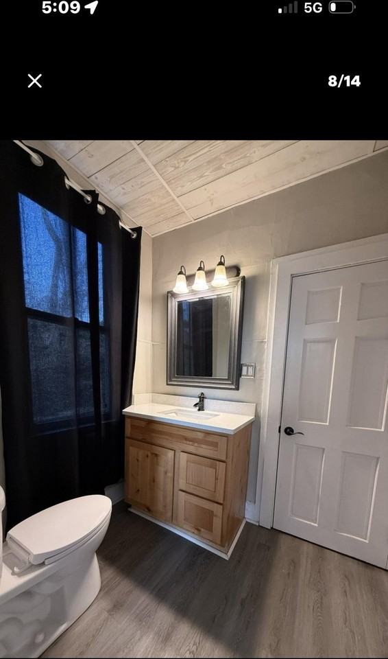 229 N Spring St - Photo 4 of 6