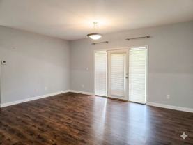 885 Forest Ave #103 - Photo 1 of 1