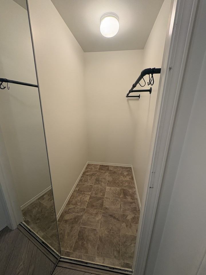 2915 Glen Drive #119 - Photo 2 of 13